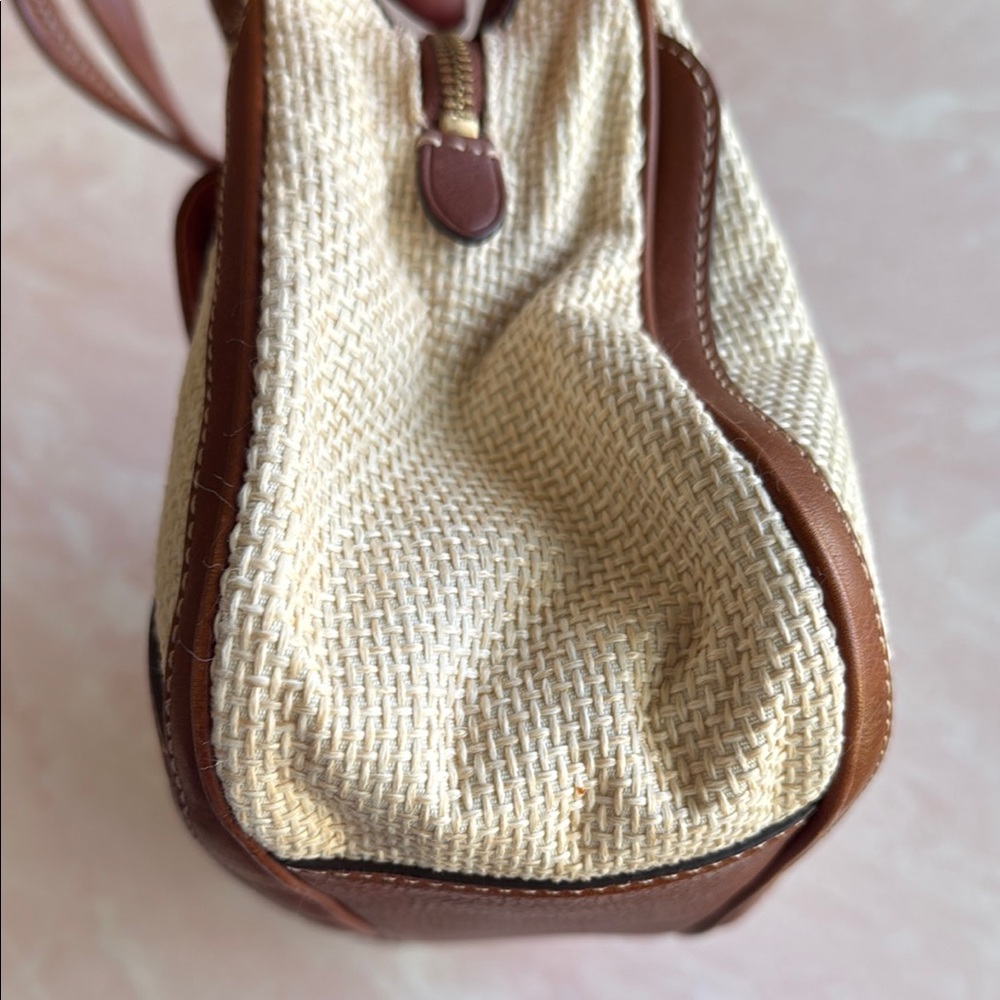 Vintage Cole Haan Brown Leather and Linen Women's Shoulder Bag - Picture 15 of 16